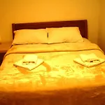 Apartment Sweet City